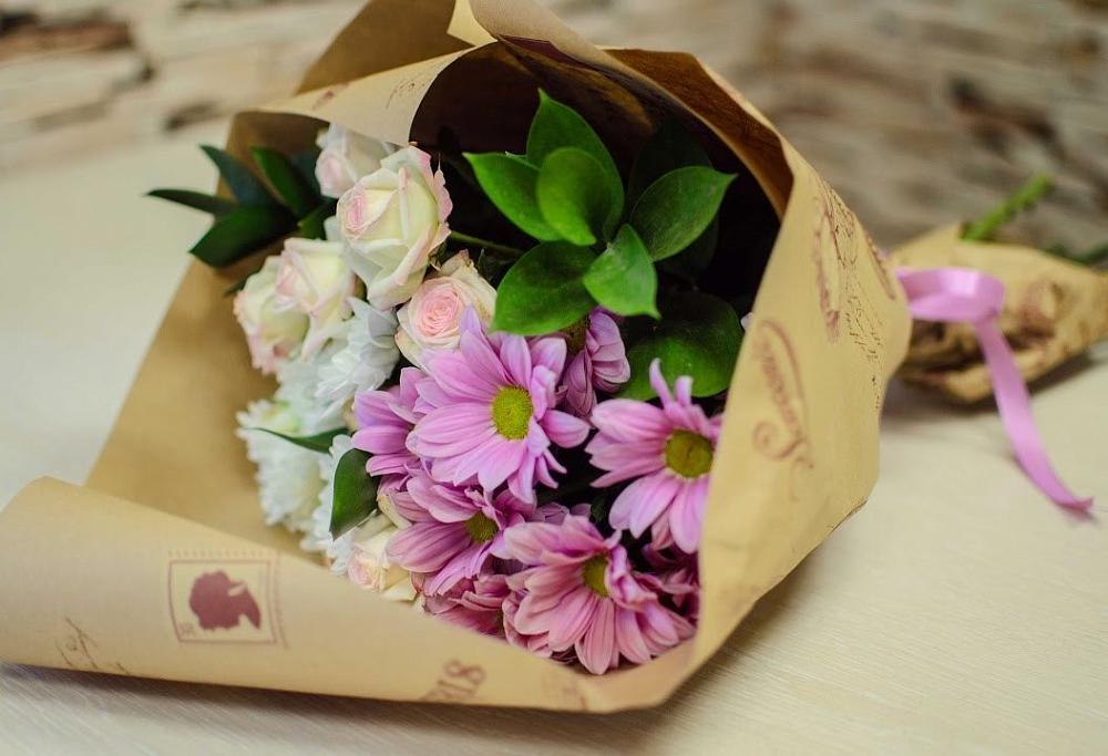 Букет цветов из: Розы и Хризантемы в Болгатищево