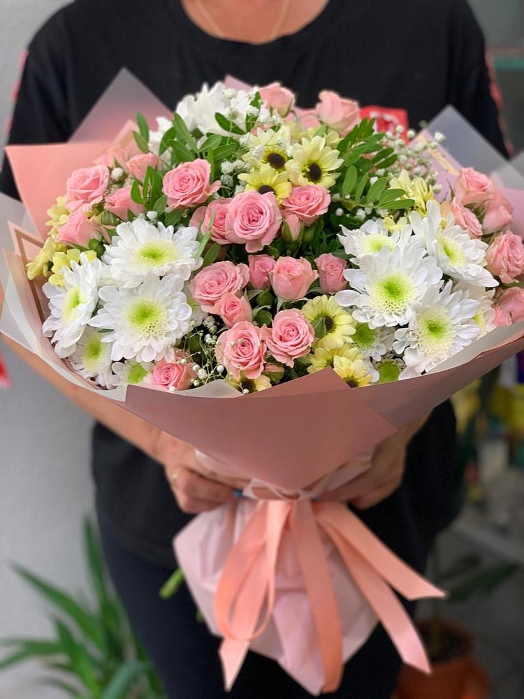 Букет цветов из: Розы и Хризантемы в Болгатищево