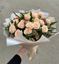 Букет Кремовые розы Латте в Болгатищево
