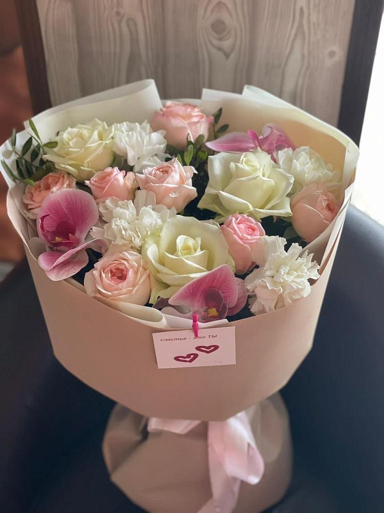 Букет цветов из: Орхидеи, Розы и Гвоздики в Болгатищево