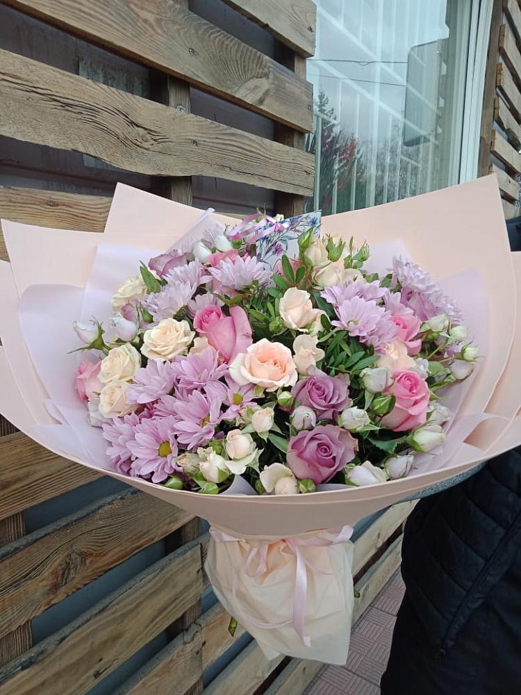 Букет цветов из: Розы и Хризантемы в Болгатищево