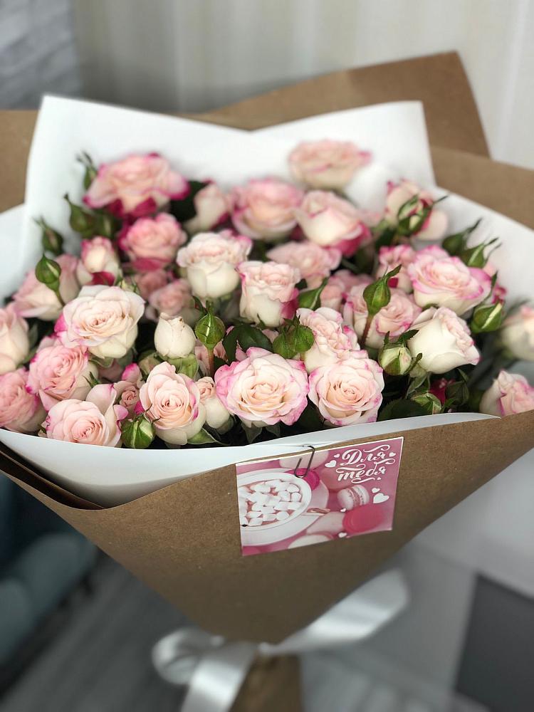 Букет цветов из: Розы в Болгатищево