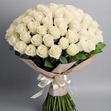 Букет 101 беля роза Белоснежка в Болгатищево