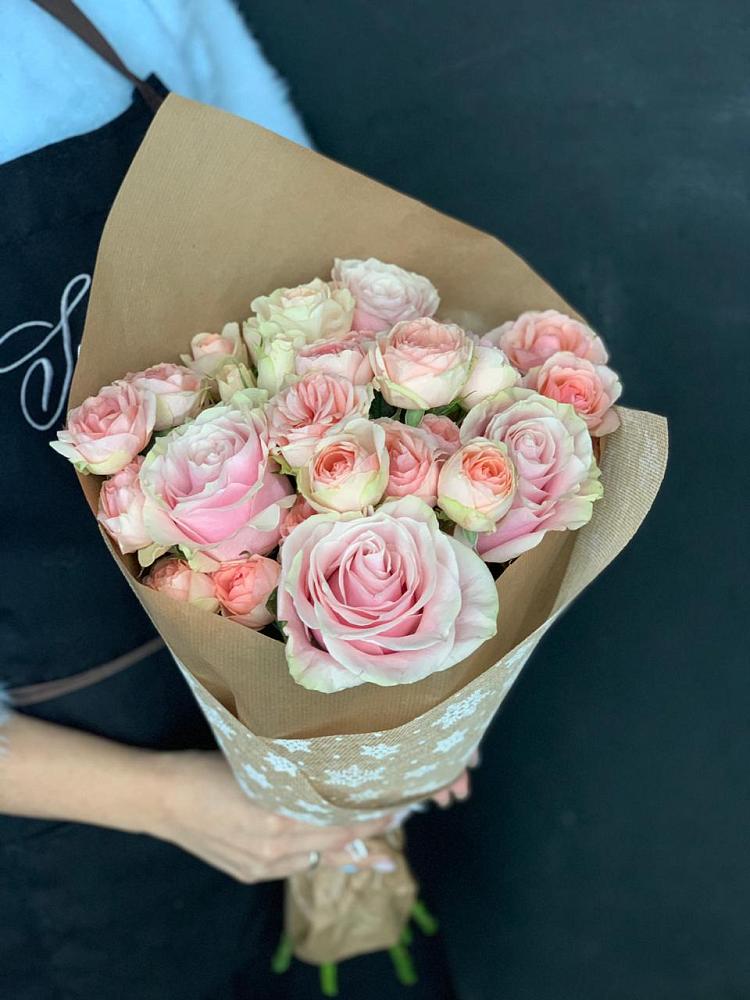 Букет цветов из: Хризантемы и Розы в Болгатищево