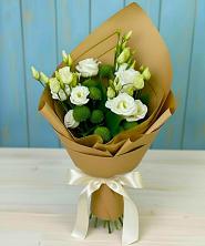 Букет цветов из:  Хризантемы и Лизиантусы в Болгатищево